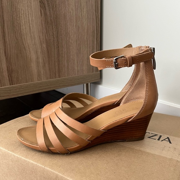 Franco Sarto Dutch wedge sandal - Picture 3 of 6